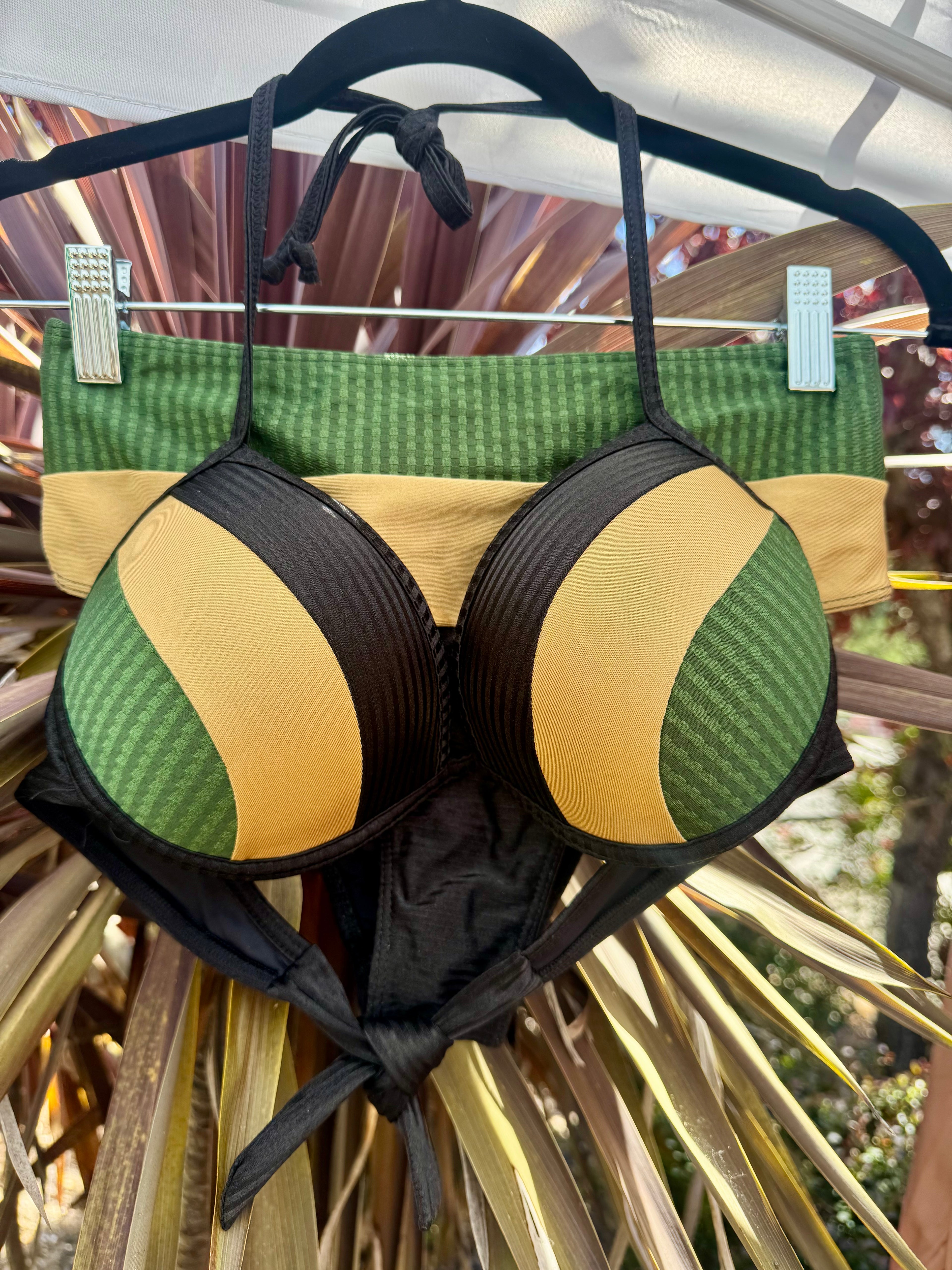 Deep-green bikini set with gold and black accents